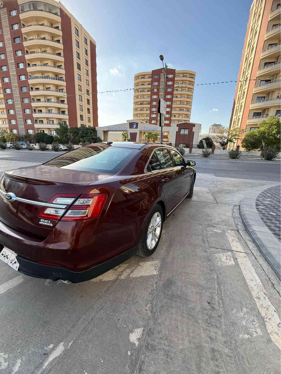 السلام عليكم ورحمة الله وبركاته فورد تورس sel 2016 ماشيه 70 ميل 6 سلندر فول عدا سلايد جاهزه بدون اي مصاريف 

سونر ويه الصور بيها تبديل جاملغ خلفي وقبغ جنطه صبغ 

الباقي مكفول بدون صبغ بدون بارد 

سنويه 2031 هزه وفحص مرور جديد 

مكانها سليمانيه 

125$

***********
*********** السليمانية, العراق
