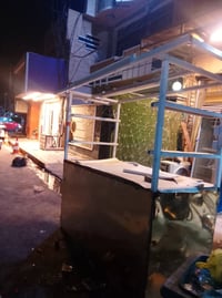 عربانه للبيع تشتغل عصائر وتشتغل لبلبي بي فتحات اثنين اللي يريدها يدخل ...