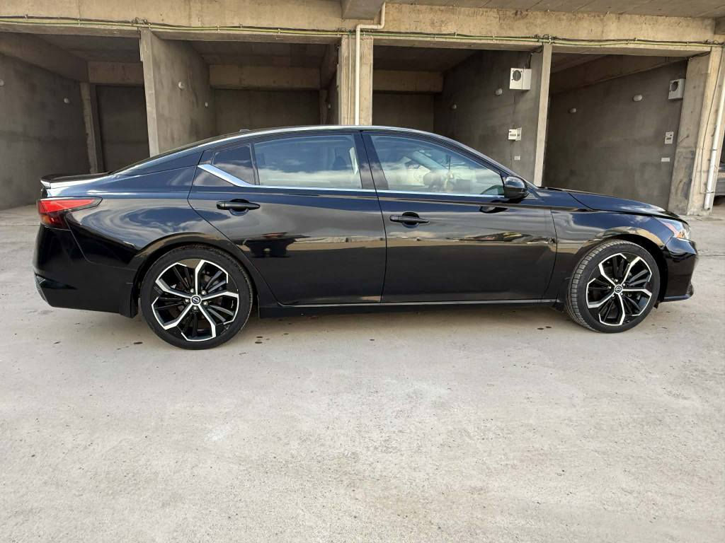 نيسان التيما ٢٠٢٣SR
فول مواصفات 
سقف سلايت-كشين كهربايي -كشين هيتر-شاشة گةورة-حساسي خةتي جادة -اوتو ستوب-
وينةي دةعمةكةشم داناية
تكاية  ئةگةر موشتةري نيت بيزارمان مةكة65 mile roishtya
Nrxi189
*********** أربيل, العراق
