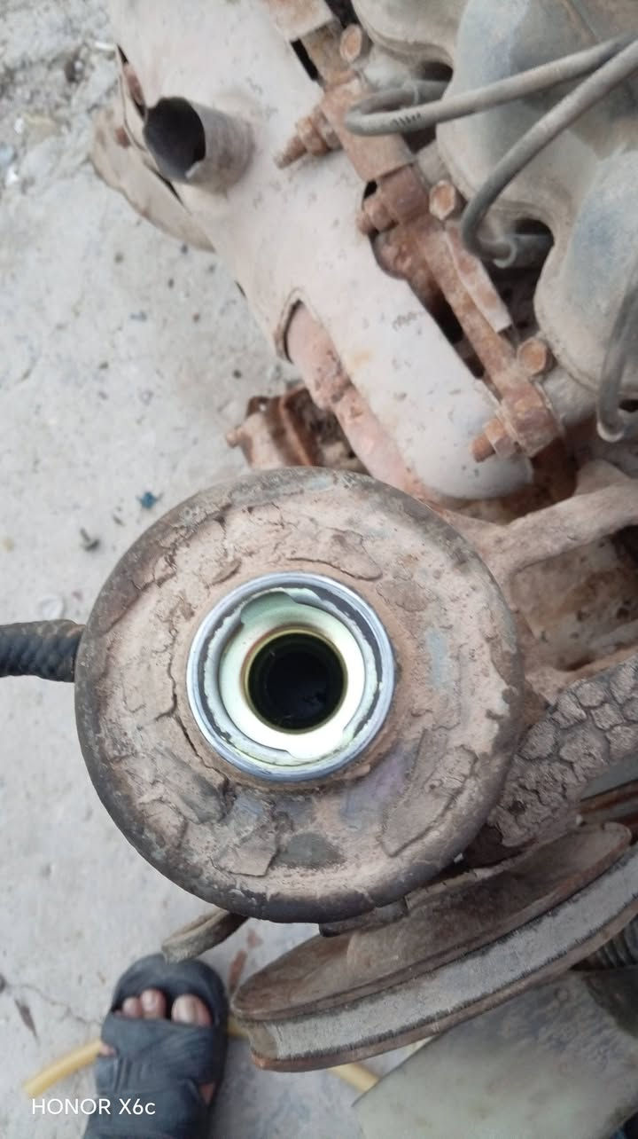 للبيع مكينه سوبر بلادي جديده كامله السعر ٤٠٠ الف قفل مكاني بغداد ***********
