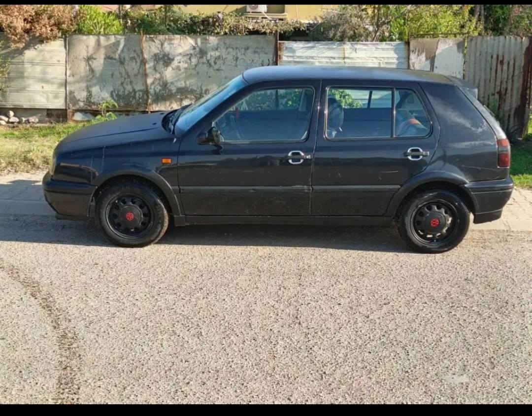 السلام عليكم 
كولف نفخ موديل 1993
رقم كركوك 
بيه بطاقه بانزين 
رقم الهاتف ***********و***********و *********** كركوك, العراق
