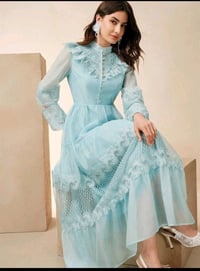 فساتين • قياس ٤٤ • توصيل مجاني