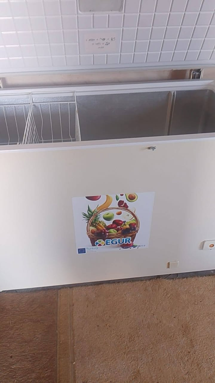 السلام عليكم يوجد مجمده للبيع في عامرية الفلوجة مجمده جديده مستخدمه 5   اشهر فقط سعر 450 الف للستفسار ***********
