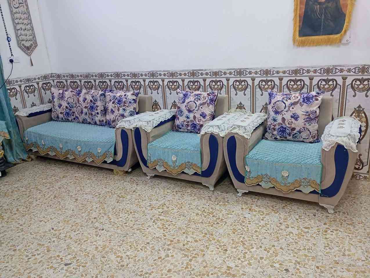 تخم ٥قطع ١٠مقاعد بي قطعتين نازلات بس مابي كسر الباقي نضيفة 
للبيع العنوان الحمزه الشرقي


**إذا كنت صاحب هذا الإعلان وتريد حذفه لأي سبب، رجاءا أرسل رسالة إلى الدعم الفني**