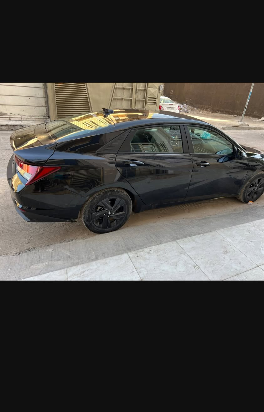 النترا ٢٠٢٢ وارد امريكي 
حادث جاملغ امامي فقط وهلال البند 
بابين بارد ب امريكا 
السياره رقم اربيل 
مكانهه بغداد حي الجهاد 
ماشيه ١٠٠ الف 
تحكم ستيرن 
سايد بريك دكمه 
وادارات وهلامور معروفه مواصفاتهم 
السياره يحتاجلهه كهربائي يسىيي الرادارات وكفن عدي بلمطره 
خير من الله السياره تبريد ثلاجه 
يحتاجلهه ملاحضات 
للاستفسار***********
السعر ١٣٥ وبيهه مجال 
السياره ب اسمي وليس ب اسم شركه
