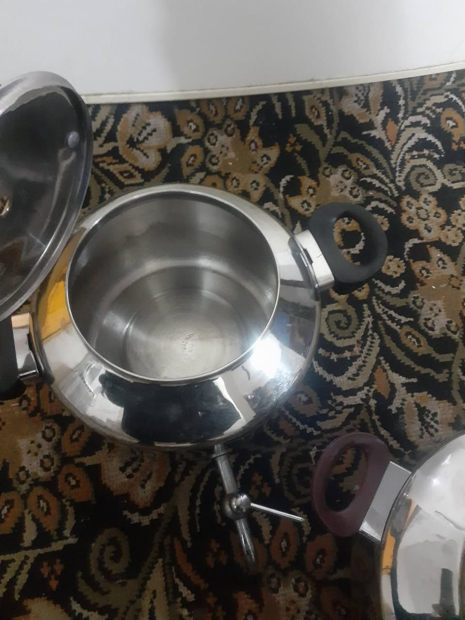 كتلي   ستيل   عدد  ٢    سعرهم   ٢٠  الف 
   ياخذ  ٣ ونص لتر
غير    مستعملات    
ممكن    يصير   القوري  مال  الجاي   فوكاه   مثل  السماور


**إذا كنت صاحب هذا الإعلان وتريد حذفه لأي سبب، رجاءا أرسل رسالة إلى الدعم الفني**