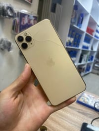 آيفون 11 برو ماكس • ذاكرة 256 • فيس ايدي متوقف