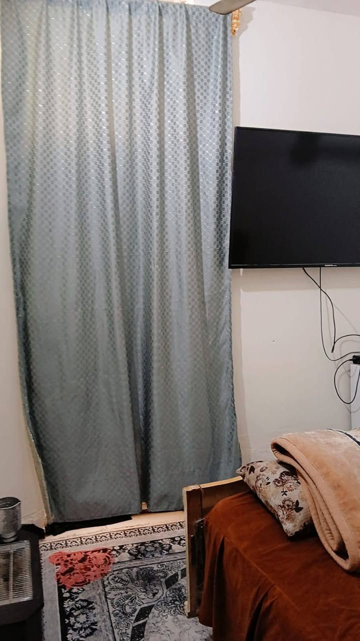 دار للبيع مساحه طابقين  50 متر الشعله الزراعي مقابل قطاع السادس كاع سجاد قرب سكلة حيدر التميمي
***********
