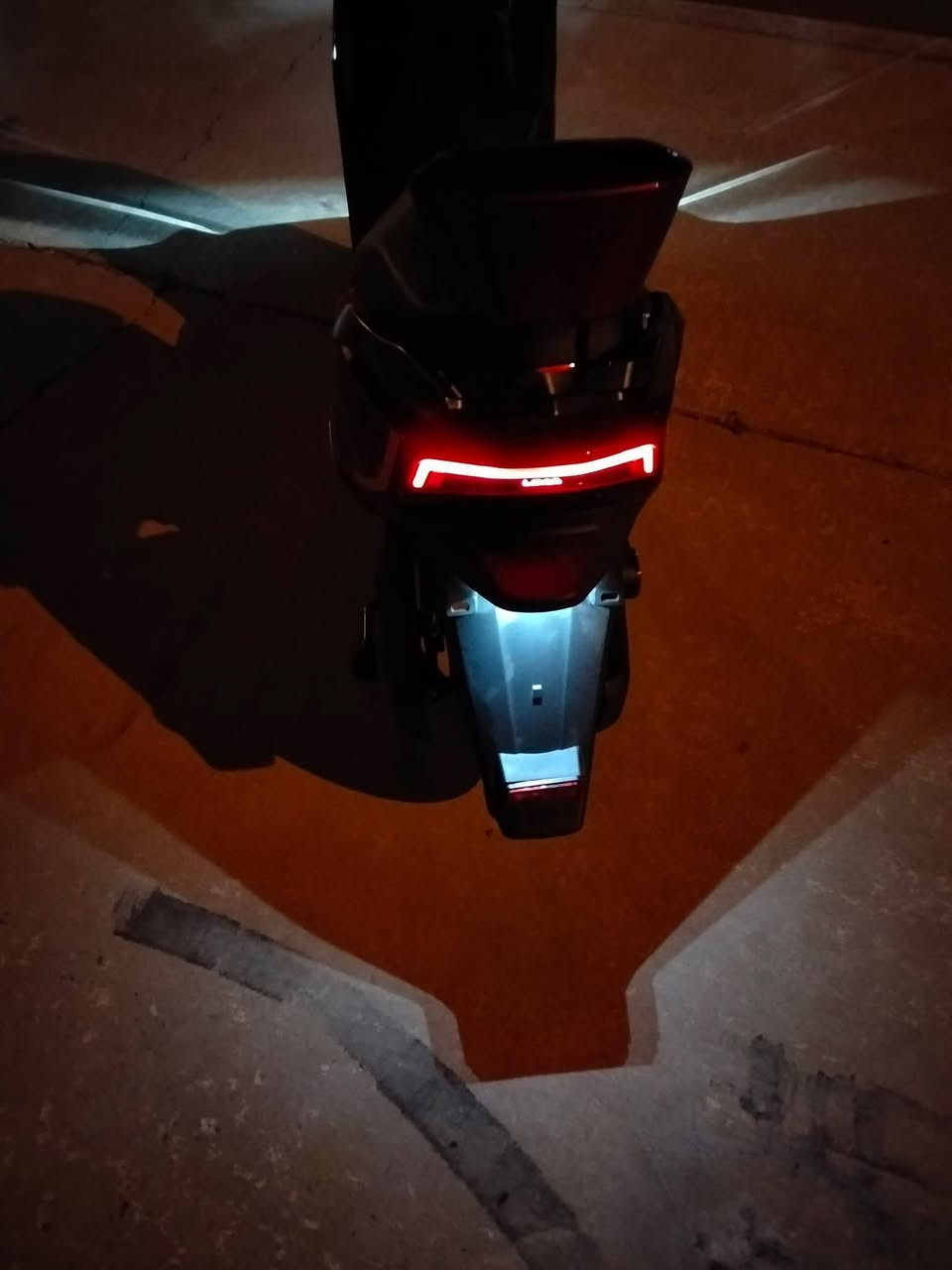 درجة شحن للبيع
موديل 25 بطاريته 80%
كلشي شغل لايتات امامي خلفي اشاير  خمس بطاريات 
اي عيب ما بيه مكاني كركوك اللاستفسار ***********. وبسعر كلش مناسب
