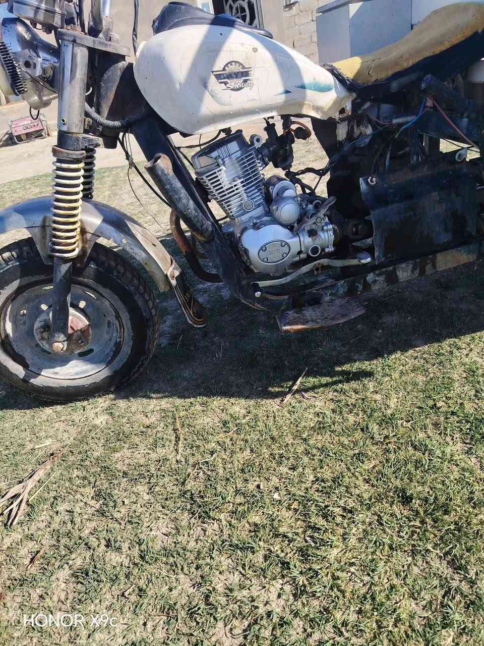 سلام عليكم ستوته البيع كلك مكفوله عشاير محرك جديد كير بوكس جديد موديل 2014سعر 700نتصال ***********
