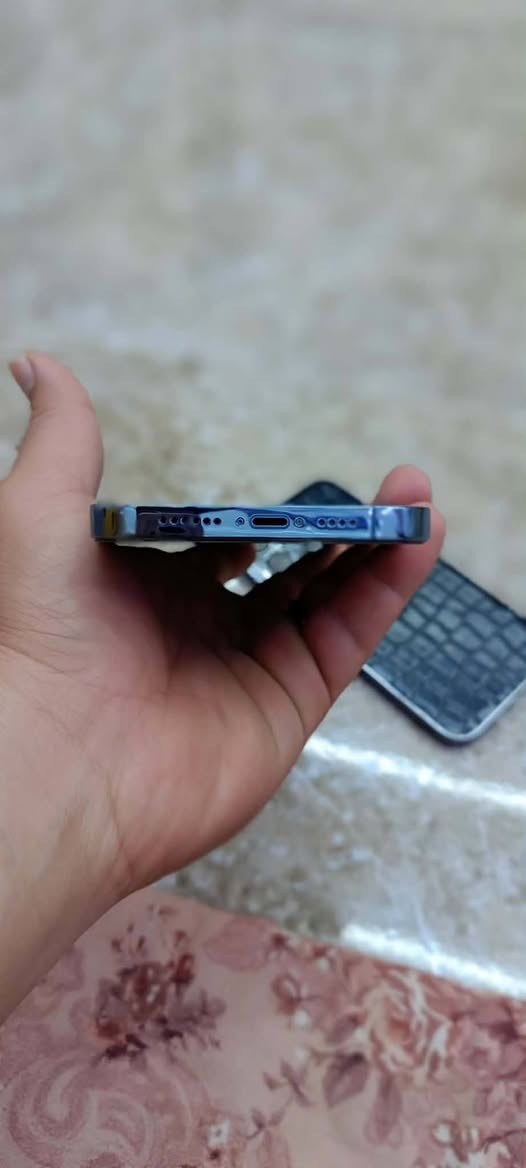 سلام عليكم ايفون 13 Pro Max
لون الجهاز سمائي ال مميز …

  الجهاز مبدل شاشه اصليه تفصيخ فول اصليه بدون قطره حماوه + بطاريه اصليه 
 تقره نسبه ماتصرف ابد بشرط تفحص كدامك 

 ذاكره الجهاز ٢٥٦ امريكي LL/A

فيس ايدي شغال +شاصي الجهاز مكفول من الشخط حيل نضيف 
سعر480 وبي مجال راسني وتدلل


**إذا كنت صاحب هذا الإعلان وتريد حذفه لأي سبب، رجاءا أرسل رسالة إلى الدعم الفني**