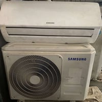 سبلت سامسوك واحد طن غازه 410يعني تبريد ثلج مآبي ملحقات بس دخليه وخرجيه...