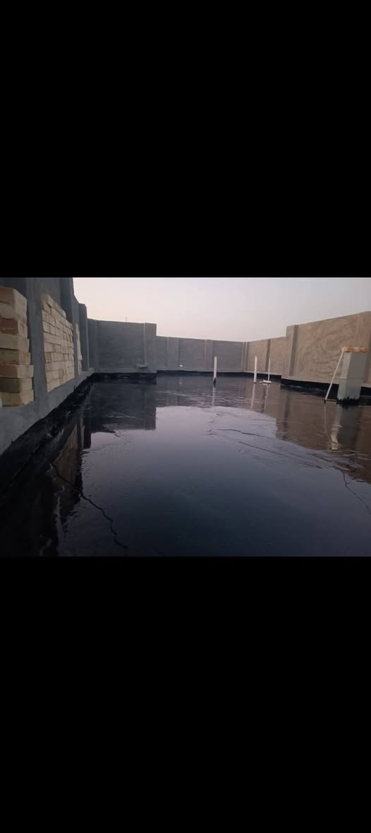 سلام عليكم يوجد جير التجير سطوح والاساسات فحص مهندس السعر مناسب الاتصال ***********
