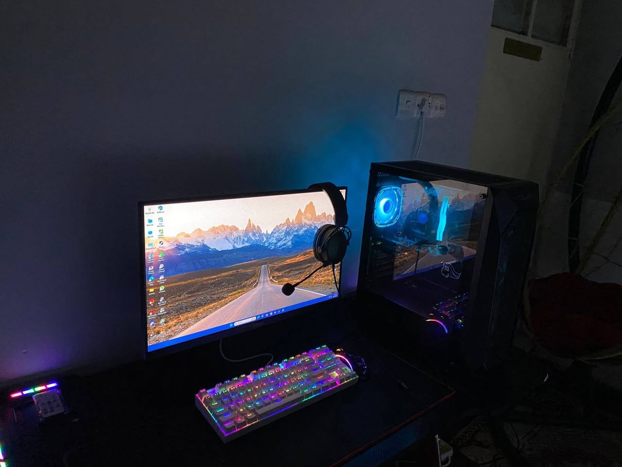 سلام عليكم تجميعه كامله للبيع ما عده اليوبي اسات المواصفات موجوده بالصور


**إذا كنت صاحب هذا الإعلان وتريد حذفه لأي سبب، رجاءا أرسل رسالة إلى الدعم الفني**