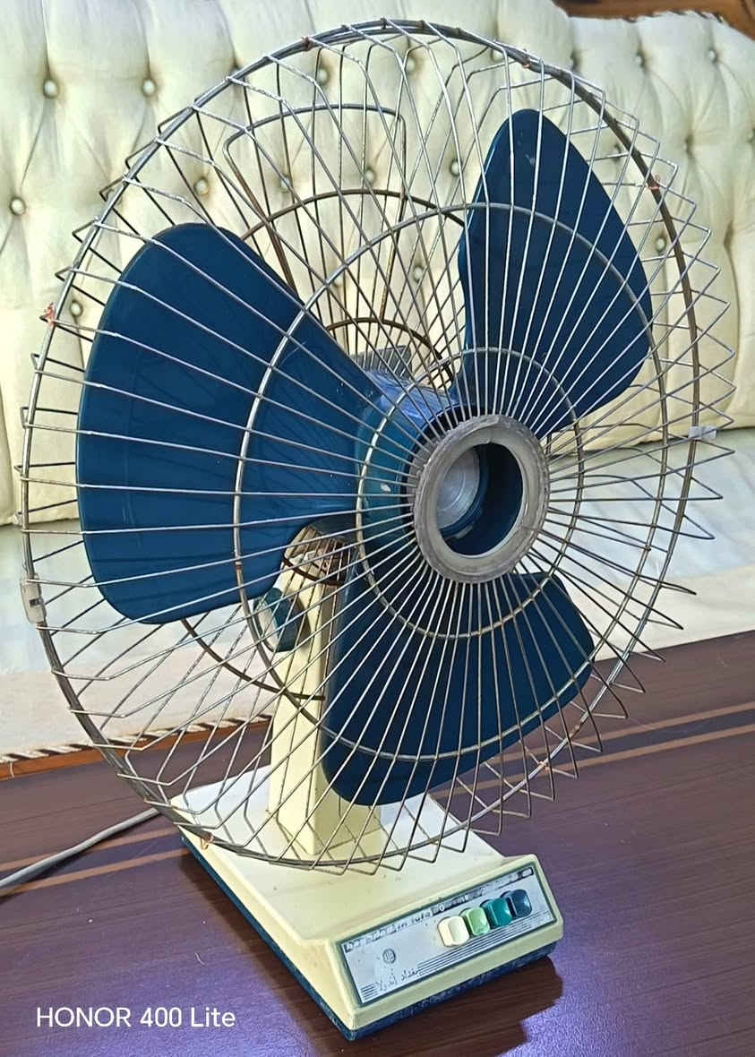 مروحة منضدية نوع بغداد اندولا شغالة وعلى الفحص بس الدكم مالتهة يرادلهة صيانة السعر ٢٥ وبيها مجال المكان البياع  للاستفسار خاص


**إذا كنت صاحب هذا الإعلان وتريد حذفه لأي سبب، رجاءا أرسل رسالة إلى الدعم الفني**