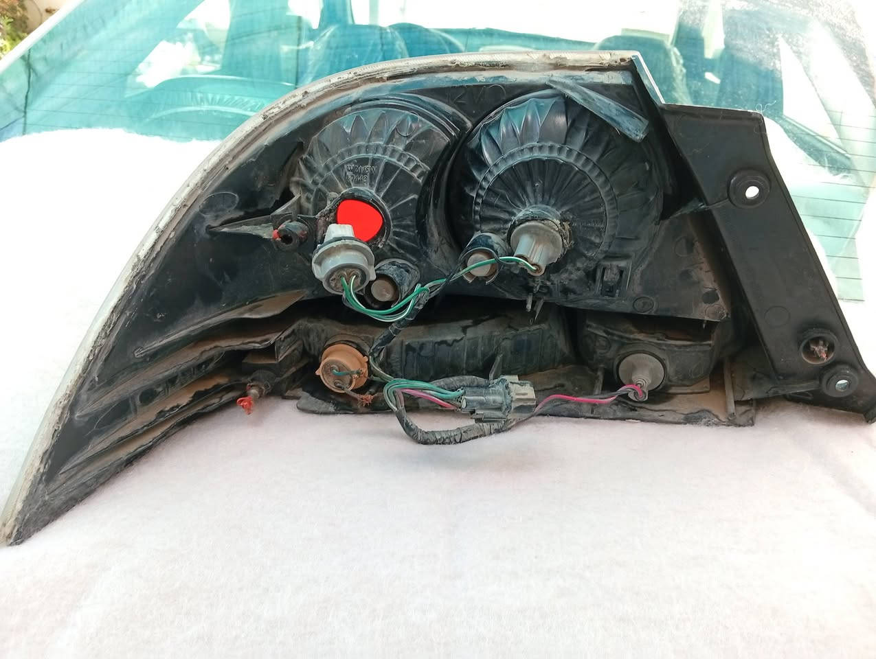 سلام عليكم بك لايت خلفي جهة السكن ➡️ لانسر بومة لل بيع سليمة الكفر سليم و و اطراف فقط ضاربين سليكون قبل علمود لا يدخل بي ماي
 سعر 15 الف قفل  مكان كركوك


**إذا كنت صاحب هذا الإعلان وتريد حذفه لأي سبب، رجاءا أرسل رسالة إلى الدعم الفني**