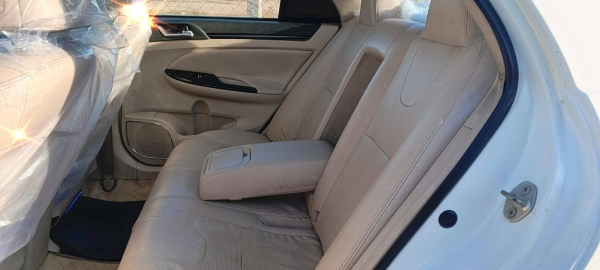 بي واي دي للبيع موديل 2014
سنوية اسمي شرط تحويل أو وكالة 
تبريد ثلج تدفئه حساس خلفي شاشة اندرويد كامرة خلفي كشنات جلد تحكم استيرن دفتر بانزين بيها كير محرك شرط 4جمات كهرباء تشغيل بصمه صندوك بصمة قفل مركزي منظومة لايت زينون عدسات لاصقة  ظررها قطعتين صبغ فقط سعرها 60 مجال بسيط بيها رقم موبايل 
*********** عنوان كركوك طريق بغداد كركوك, العراق
