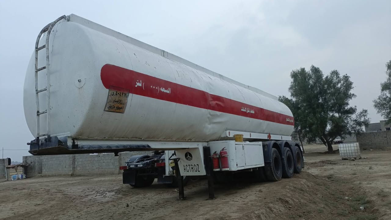 تانكي للبيع فوزله  سبرنك حموله32 بثكيل مقلف كاك ابو 5
 22.5سبرنك سعر 70 وبيه مجال 
***********
