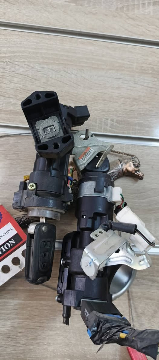 جوزات كيا هونداي خريطه وعادي سعر الجوزه 15 الف اقل عدد 10 جوزات
***********
