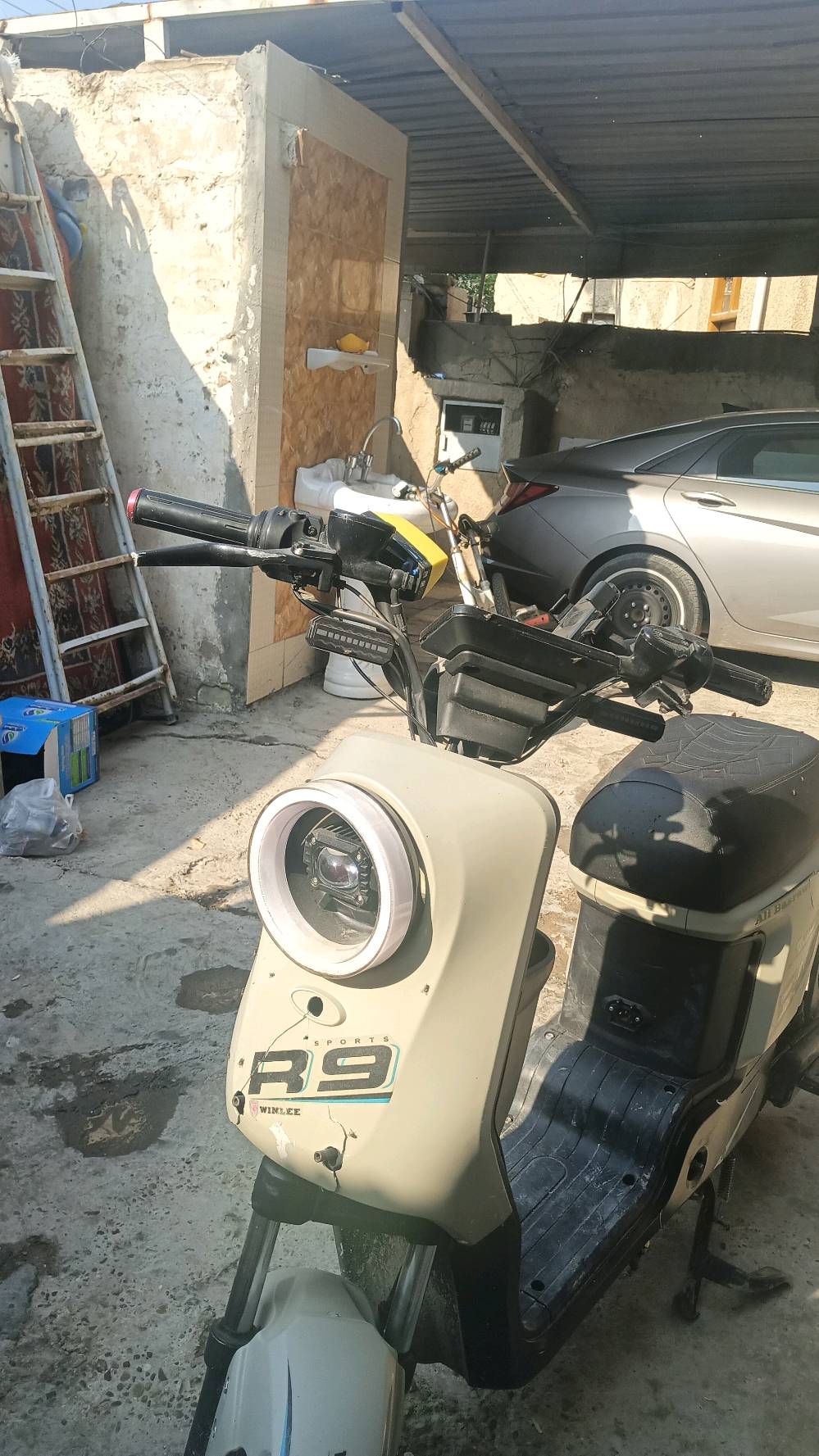 دراجه شحن R9 شغاله فول مواصفات عند سرقه انذرا نظام.  R اشاير ليت زنون 
سعر 350الف 
العنوان بغداد حي جهاد 