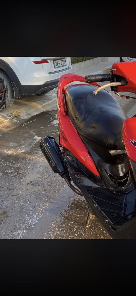 دراجه ثعلب للبيع مكينه 58 كابريتر دراجه كلشي بيها جديد كفرات بلادي دشبول شغال كهربائيات شغاله الدراجه خير من الله السعر 525 وبيها مجال بسيط مكاني مدينه الصدر ***********
