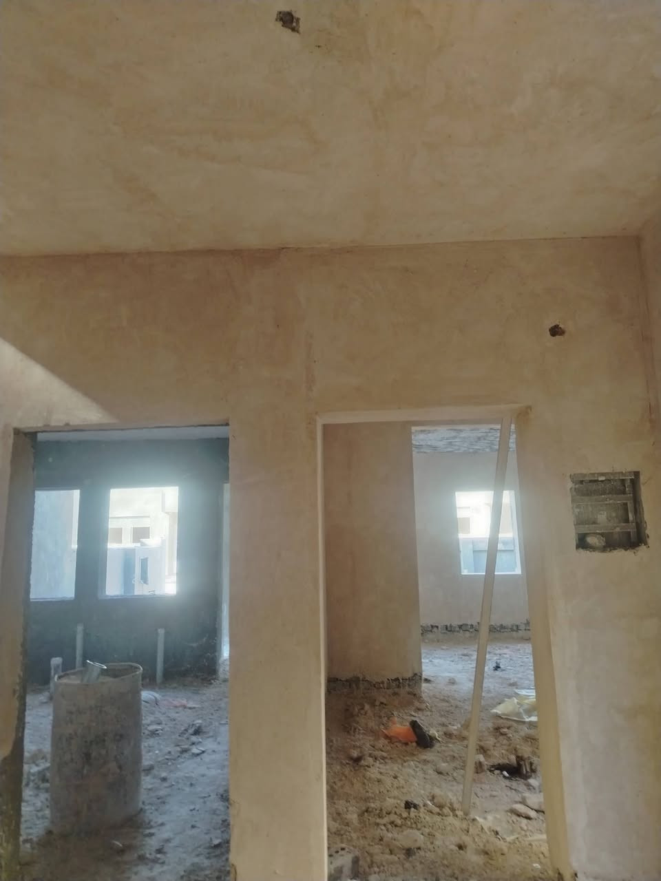 خلفه بناء لبخ سمنت جص متفرغ حاليآ : الرقم ***********
