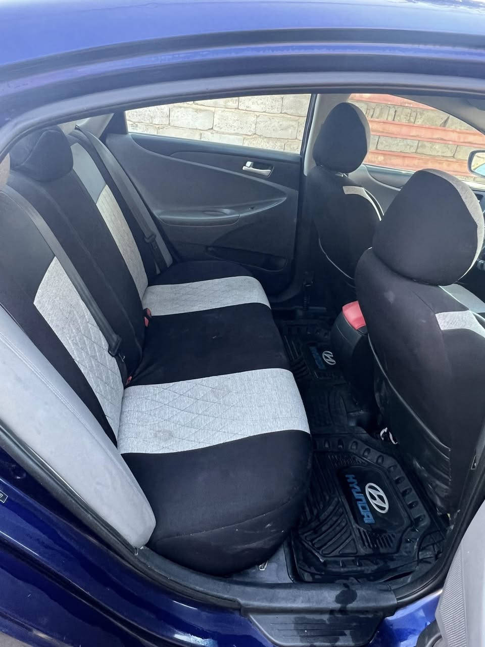 للبيع سوناتا موديل 2012 وارد امريكي صبغ قطعتين
ليبل واحد بدون تبديل اي قطعه 
السياره جاهزه محرك 2400 gdi مكفول
تخم تاير صدر السياره كلها جاهزه بدون نقص 
مكان السياره بغداد 
السعر ١٠٠ وبيه مجال ان شاءلله 
رقمي ***********
