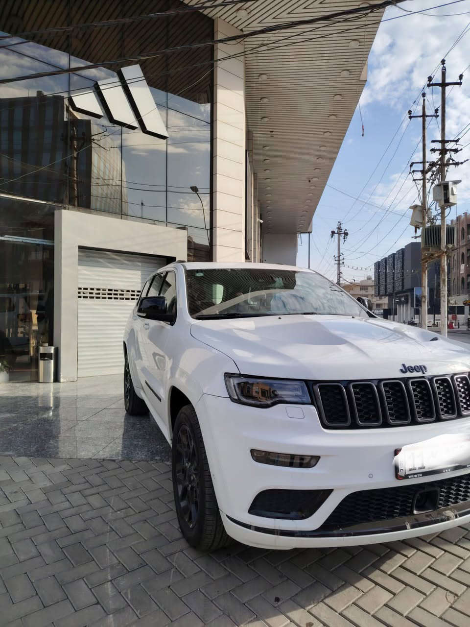 جيب إس وكاله هارلم تحت الضمان
سعر 43$
كفاله عامه 
ماشيه 16 ألف كيلو فقط 
***********
