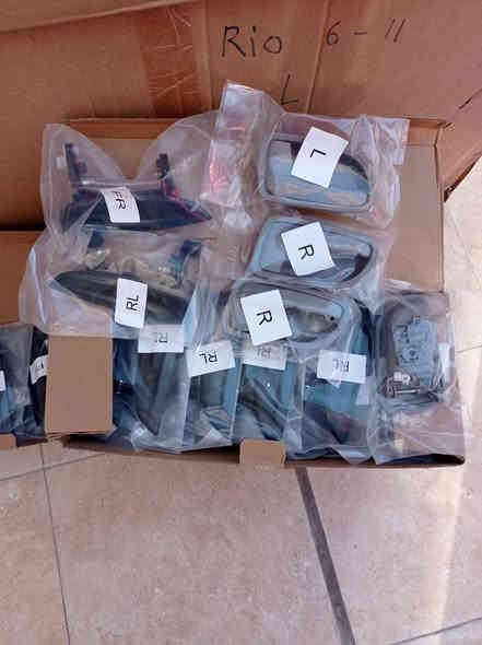 السلام عليكم ومن رخصة الادمن المحترم تم توفير يدات بوب خارجية وداخلية ريو موديل ٢٠٠٠- ٢٠٠٥
سعر القطعة خارجية١٠ الاف والداخلية ب٧ الاف
توصيل بغداد والمحافظات ب٥ الاف
للطلب يرجى ذكر رقم موبايل وعنوان وموديل السيارة ومكان اليدة داخلية لو خارجية. 
او مراسلة الصفحة او رقم, ***********
ماسنجر و واتساب
