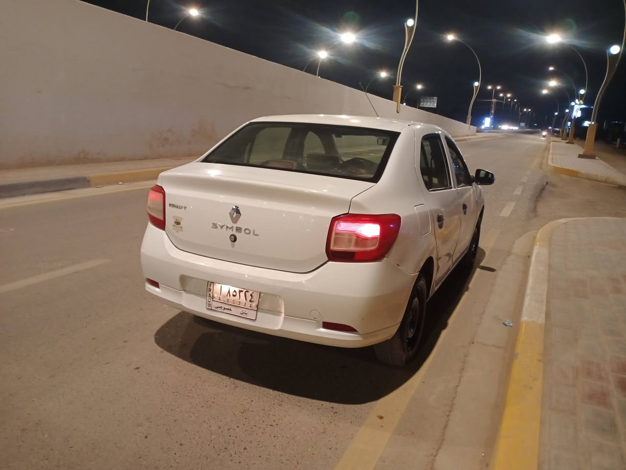 رينو سنبل البيع موديل 17كفاله عامه مكينه كير حدادي تبريد سياره جديد على وضع شركه رقم بابل فول مواصفات ***********
