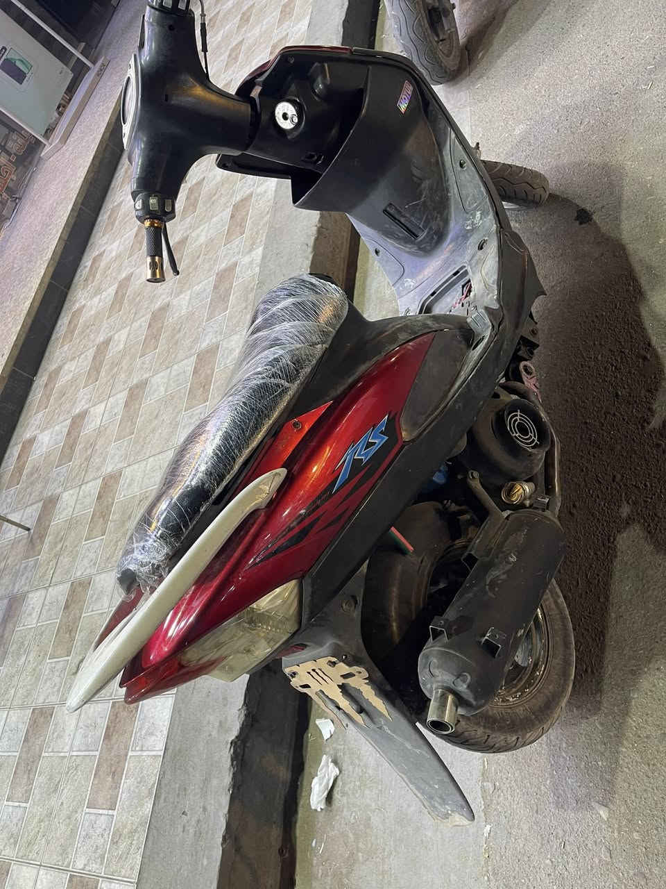 سلام عليكم دراجه ماكس 120 عدله للبيع نظيفه جدا مكينه مزوده رياضي شلعه ومعدل اشك الكاع شك بيها نواقص كهربائيه بسيطه للبيع مكان الدراجه بغداد الجديده السعر 600 بيها مجال بسيط هاتف ***********
