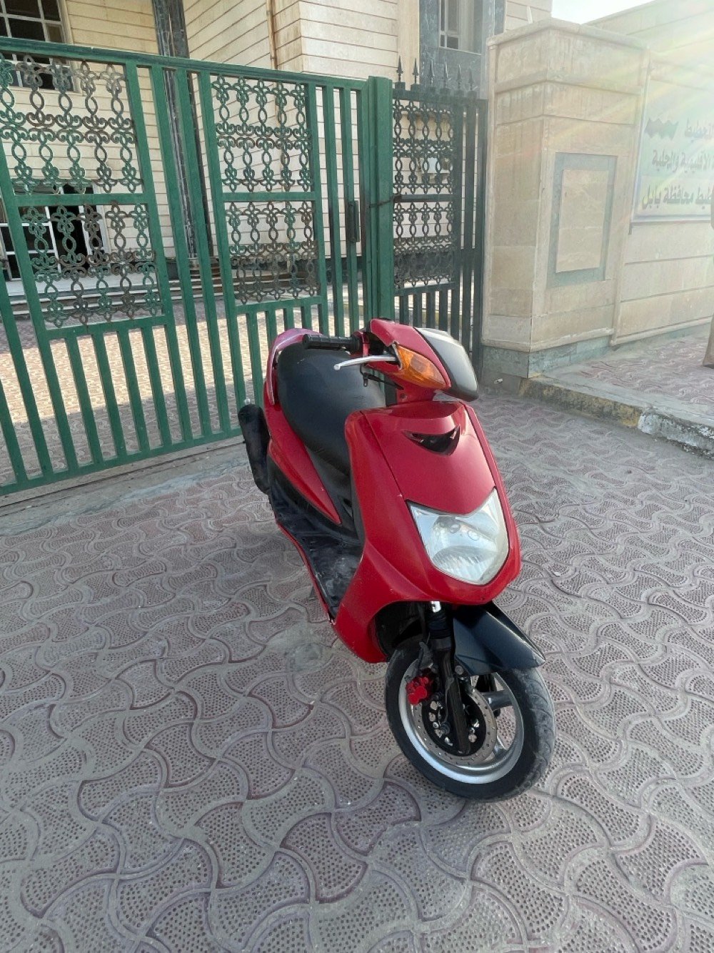 سلام عليكم
سكنس نثيه 140دراجه 58ميكنته حلوه شلعه ومعدل تخبل تشك كاع بيه تزويد صالنصه عضمه كلجات كهربائياته شغاله هندر سلف مكاني
بابل حله سعره550بيه مجال حك جيه وترهم مراوس 

هـ  ***********