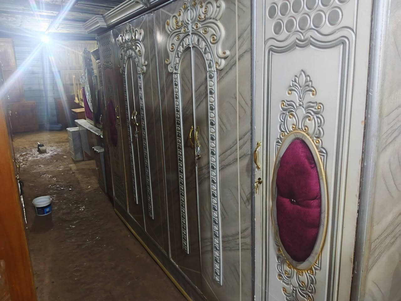 غراض للبيع اسعار مناسبه شراي يتصل وكو توصيل ***********
