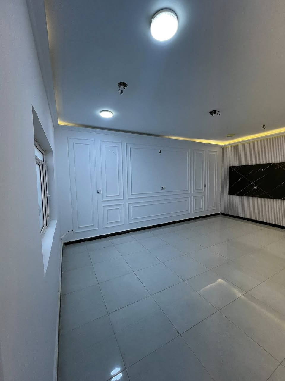 دار للبيع مجمع ابو تراب ملحق مرحله لأولى
مساحه 200م طابقين vlp  ٤ غرف نوم 

موقع تجاري على شارع ٣٠ مبلط وكآمل خدمات 

بناء طابوق جمهوري صبه رفت 

سند حر البيت يباع نقد 

لاستفسار اتصال ***********
