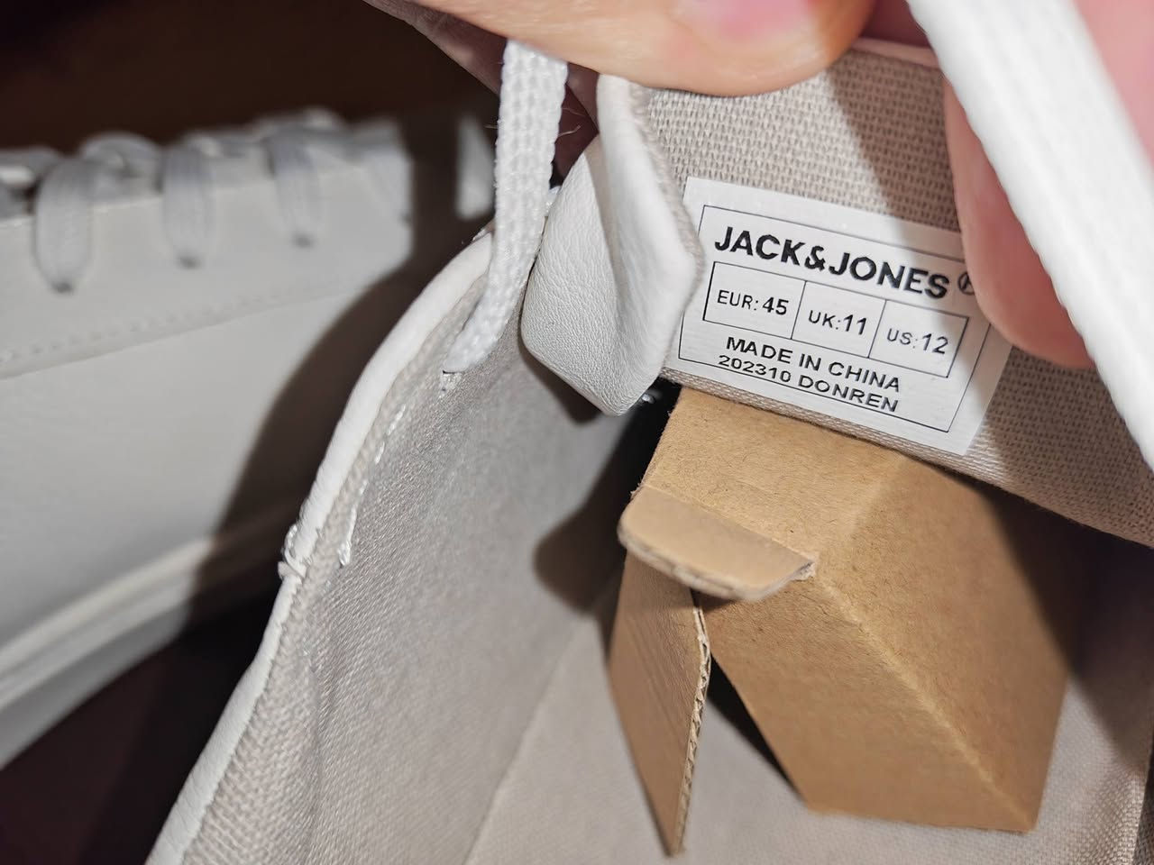 حذاء ماركه قياس ٤٥ 
سعر 20


**إذا كنت صاحب هذا الإعلان وتريد حذفه لأي سبب، رجاءا أرسل رسالة إلى الدعم الفني**