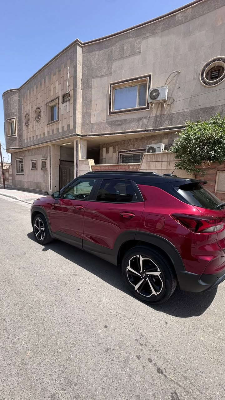 سلام عليكم 
شوفرليت تريل بلايزر للبيع 
الفئة RS
موديل : 2022  بإسمي
الون ماروني - سقف اسود بلاك توب
المحرك 3 سلندر 1300 تيربو
الضرر قبق جنط فقط ومبدل 
- بصمة تشغيل وابواب
- تشغيل عن بعد
- لايتات زينون - بكلايت LED لد
-شاشه اندرويد كار بلي
- تحكمات ستيرن + تدفئه ستيرن 
-انضمة قياده SPORT + ECO
نظام اوتو ستوب - مانع انزلاق - مثبت سرعه 
- دبل كزوز خلفي - ويل كب رياضي 
مرقمه كربلاء مكاني كربلاء 
السياره جديده جدا نشاط وقوة وعزل محترم
السعر ١٤٠


**إذا كنت صاحب هذا الإعلان وتريد حذفه لأي سبب، رجاءا أرسل رسالة إلى الدعم الفني**