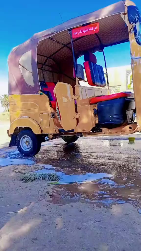 سلام عليكم تكتك 21 مرقم بسمي تحويل ثاني يوم تكتك نظافه فول تكتك مال بيت لا طالعه ولا ماشيه الشراي يتصل خاص ما موجود ***********
