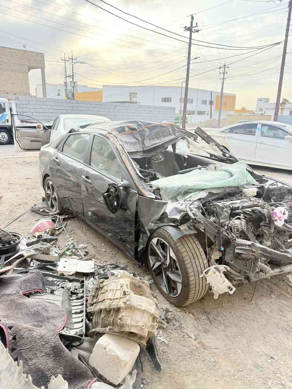 السلام عليكم النترا وارد امريكي موديل 2023 رقم بصره دولي ارقام وسنويه وهزه جديده ابيع على حادثها كير مكينة مكفولات مكان السيارة بالبصرة السعر مناسب  مامتواجد على الخاص الشراي يتصل ويدلل 
‭0775 557 7656‬
