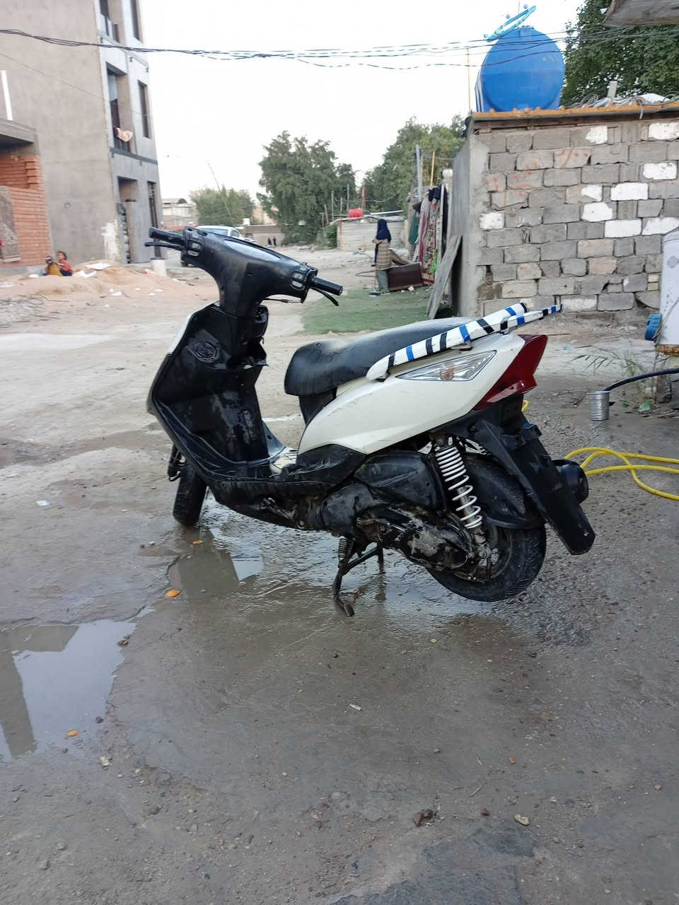 دراجة ثعلب 140
بيهة عطل بس رنكات + جبنات كفرات بلادي ما بيهة اي دعمة دراجة نضيف كشرهة تجي تفحص او اشوف مكاني بغداد السعر 300 او بيها مجال اذا اكو مراوس ماكس نضيفة انطي فرق 

الرقم. ***********
