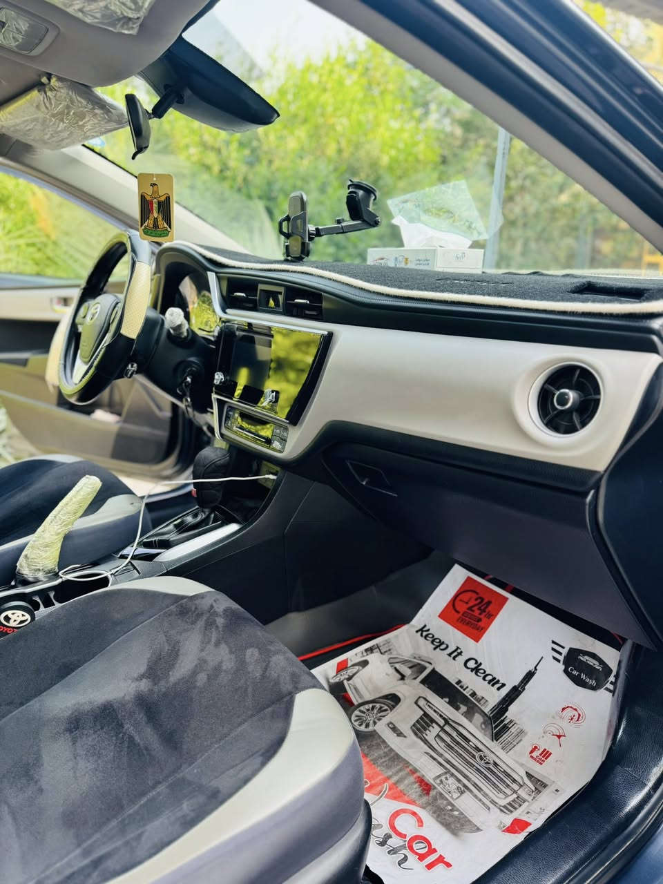 السلام عليكم كورلا 2018 وارد أمريكي LE محرك 1800ماشيه 85 السعر 145 وبيه مجال لشراي رقم صاحب سياره ‭ ‭٠٧٩٠ ٢٣٩ ٠٧٨٥‬
