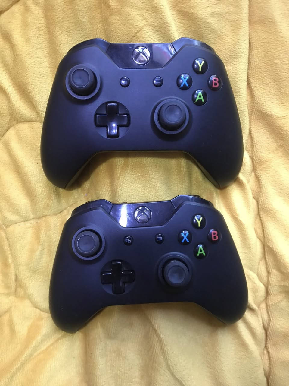 الباندل مصلحة بلا قبق باتري 

والسود ممفتوحات ابد 

سعر الوحدة 28


**إذا كنت صاحب هذا الإعلان وتريد حذفه لأي سبب، رجاءا أرسل رسالة إلى الدعم الفني**