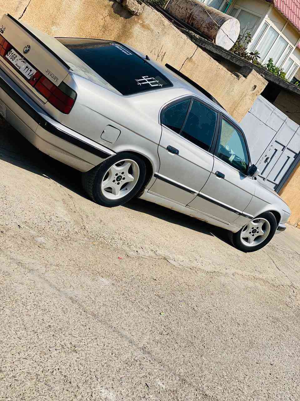 سه ره تا به ناوی خوا ❤️
Bmw
525i
مودیل 1992
سه یاره که زور پاکو پوخته
بی دوکه ل بی بو خار 
زور زور به قوته 
دو جام کاره با
سلایت مه زبوت
لایتو هه مو گیانی یش ئه کات
قوفل مه رکه زی 
چوار تایه ویلی لوکی سه ر خراوه 
رونی تازه گوراوه 
ته برید به شه رت ساردو گه رم به س قایشی نو قسانه به شه رت 
سه یاره که یک توز کال بو نه وه ی هه یه وته واو 
چرکه ی تیانیه عه یب
ئارمیکی له گه له پلاستیک به شه رتی نایه م به شه ر تی مالی مه ده نی دزیاری پاره ی که سی تیانه بی


**إذا كنت صاحب هذا الإعلان وتريد حذفه لأي سبب، رجاءا أرسل رسالة إلى الدعم الفني**
