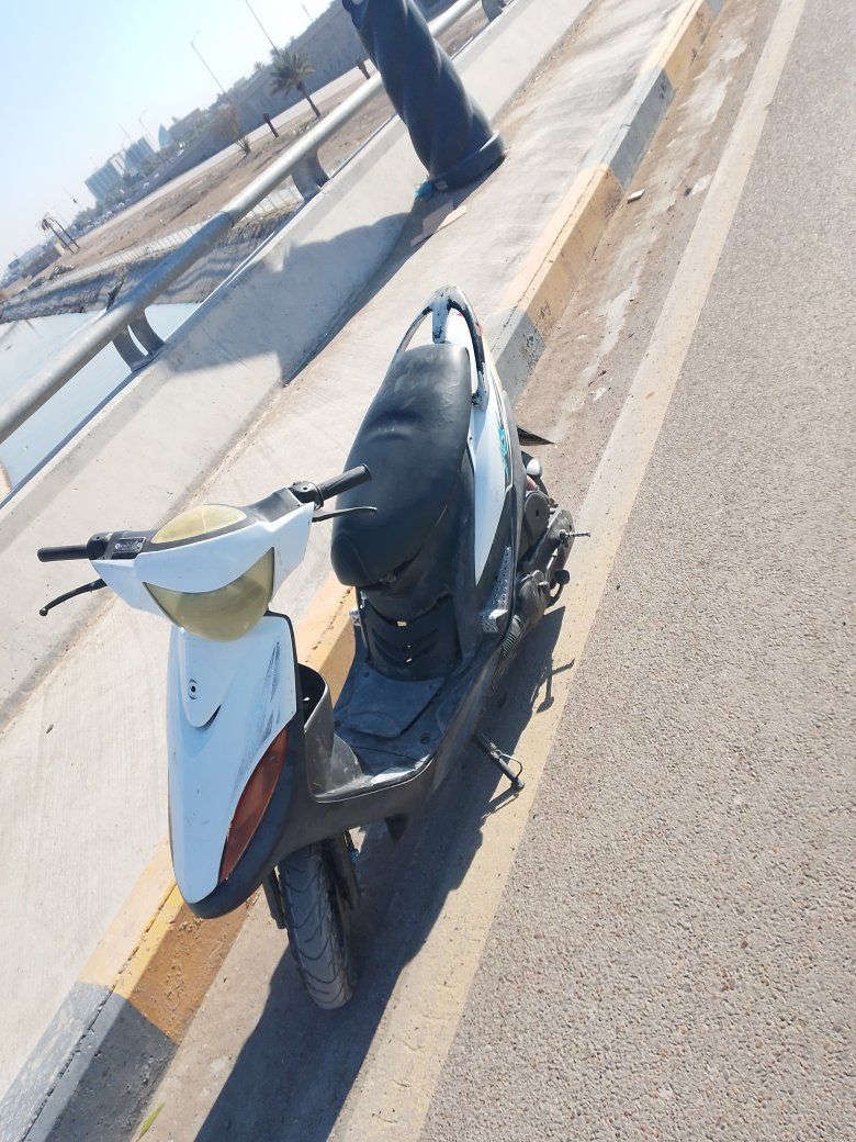 سلام عليكم ماكس عدلة البيع كفرات صلي مختم مكينة خير من الله دراجه فول نقصها بس سلف 2/ تايرات جديد قايش جديد اليت زنون وصفر سعر 400/ وبيها مجال قليل مكان بغداد شارع فلسطين ***********//.
