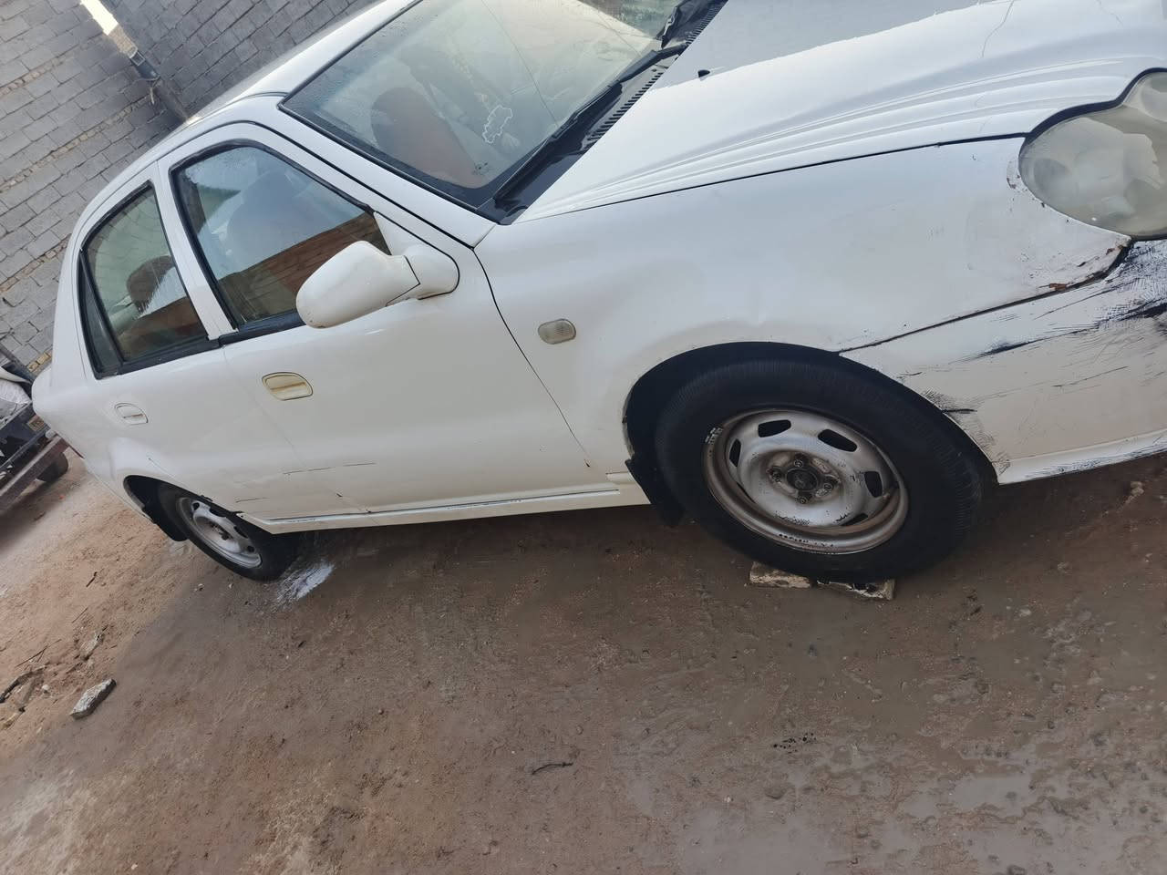 سياره للبيع سيكي 2013 محرك كورلا رقم سياره النجف مكفوله  سعر23وبيه مجال  مكان سياره النجف رقم ***********
