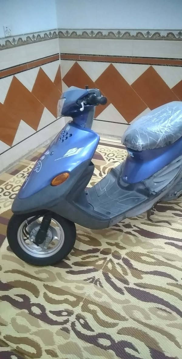 دراجه البيع يوماها ام تسعه زروف ياباني  فحل  سعر ٨٥٠ مكاني حي جهاد  ***********
