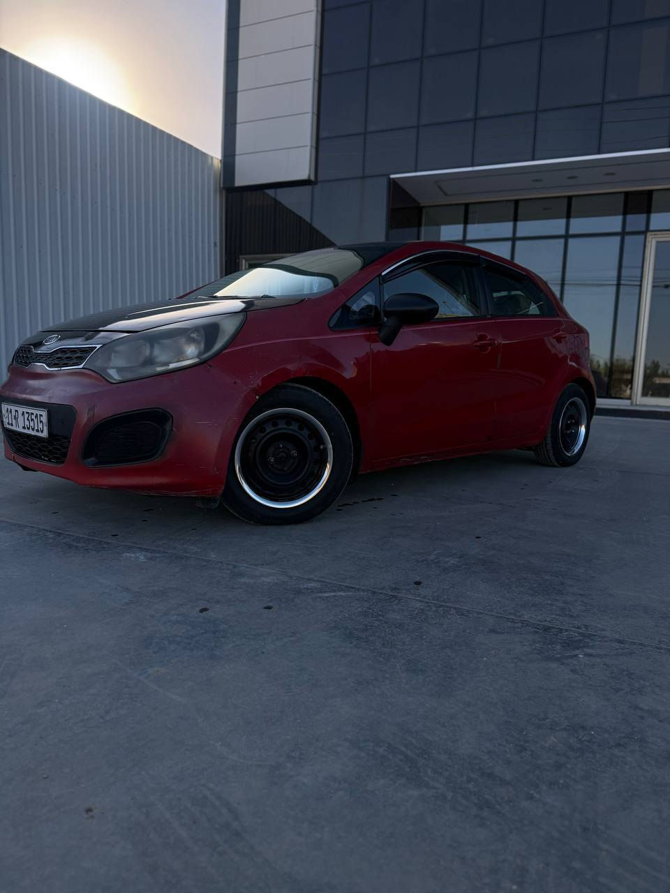 السلام عليكم للبيع ريو 2013السياره جاهزه كير ومحرك كفاله سنويه 2030  حدادية جديده تخم تاير جديد سياره جاهزة ماناقصها برغي  وارد امريكي حادثها بنيد فقط وبيها 3قطع رش فقط بدون دواخل  بدون ايرباك السعر 72وبيها مجال اللاستفسار ‏‪***********‬‏
‏‪***********‬‏
