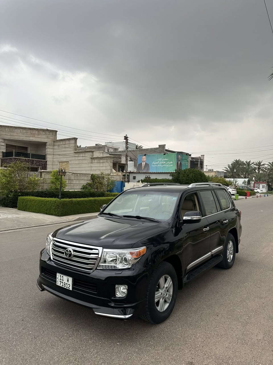 تويوتا لاندكروز 2014 اسود  GXR ساز

محرك 6 سلندر 

رقم بغداد الجديد باسمي تحويل مباشر 

استخدام شخصي جديده بمعنى الكلمه 

مكفوله كفاله عامه عدا مكانين بارد بسيط 

مكينه كير كفالة 100‎%‎ 
حداديه تراي شرط 100‎%‎

المواصفات المعروفه للاندكروزر  GXR
حساسات ، كامره ، مري شفط ،
تشغيل عن بعد ، لايت زينون عالي ناصي 
داخل جلد ، كرسي كهرباء ، طفاية
مرايات عتم عاكس للضوء العالي 
داخل صاج ، فول تحكم ، يدات نيكل

السعر 352 وبيه مجال 
ماكو هيج سعر بهاي النظافه 

اي استفسار
***********

مكان السيارة بغداد السيديه
