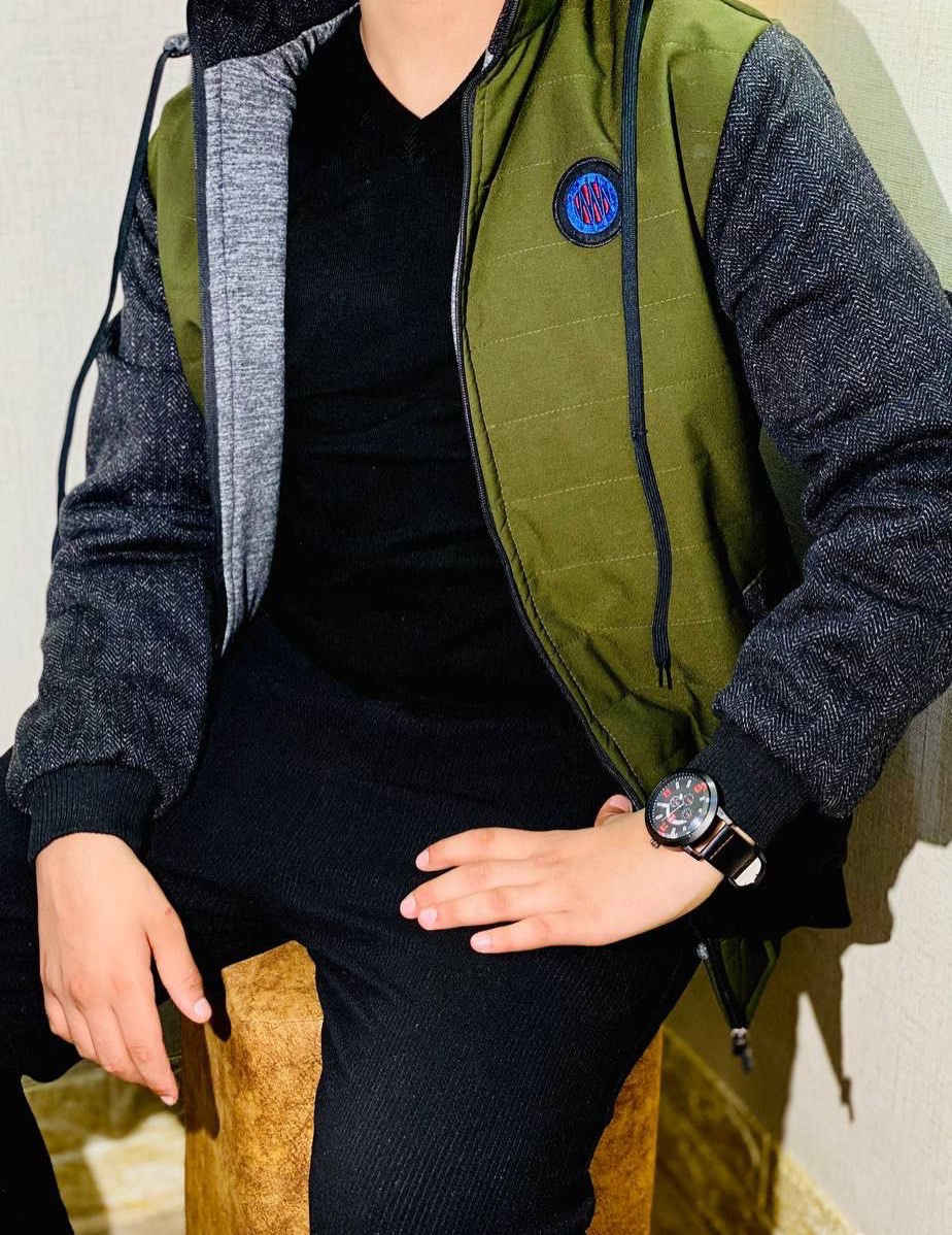 🌸♥️ لعيونكم كررنا الموديل 🌸♥️

✌️😎 أحلى موسم ويانا 😎✌️
أجمل الموديلات يمنة وبس 😍
قمصلة خامة كتان قطن بووتربروف + خيط بوليستر مبطن ثقيل فرو ناعم
شغل راقي ممتاز أصلية درجة أولى قطعة أنيقة ومختلفة ♥️♥️
القياسات .XL. XXL. XXXL.  
ملاحظة ! العارض لابس أزغر قياس XL


**إذا كنت صاحب هذا الإعلان وتريد حذفه لأي سبب، رجاءا أرسل رسالة إلى الدعم الفني**