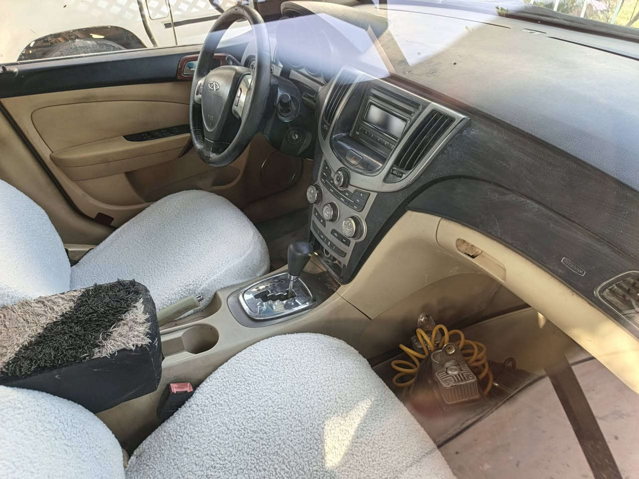 السلام عليكم للبيع والمراوس شيري  موديل ٢٠١٢ رقم بغداد صدامي شرط التحويل سنويه عظم  محرك وكير شرط كير اوتو تحكم ستيرن تخم تاير جديد صدر جديد سياره جاهزه السعر 40 وبي مجال بصيط للستفسار//***********///***********
