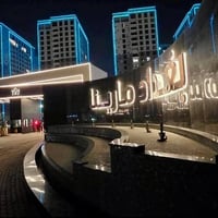 شقة للبيع في مجمع مارينا السكني 🔹 المساحة: 171 متر 🔹 عدد الغرف: 3 غرف ...